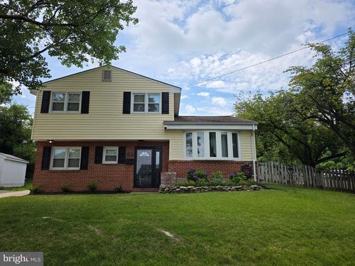 327 Ardmore Rd, LINTHICUM HEIGHTS, MD, 21090-2028 | Card Image