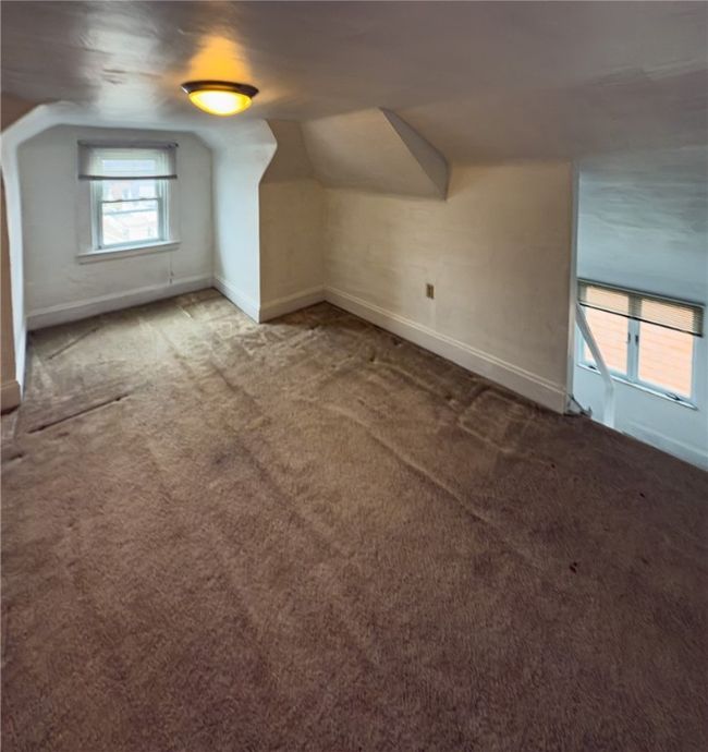 124 E Madison Ave, House other with 4 bedrooms, 2 bathrooms and null parking in Vandergrift PA | Image 20