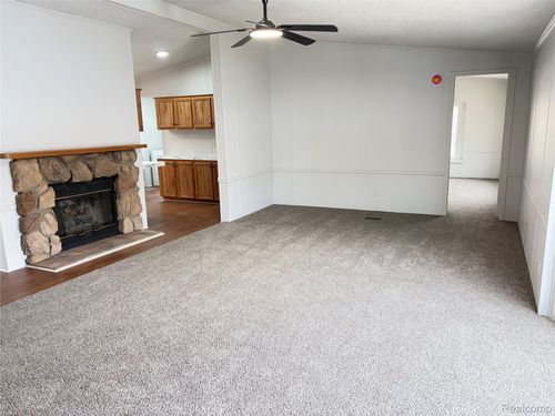 20 S Hill Dr, Linden, MI, 48451-9439 | Card Image