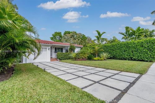 1781 Sw 24th St, Miami, FL, 33145-3831 | Card Image
