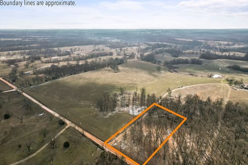 2 Fielding Road, Gravette, AR, 72736 | Card Image