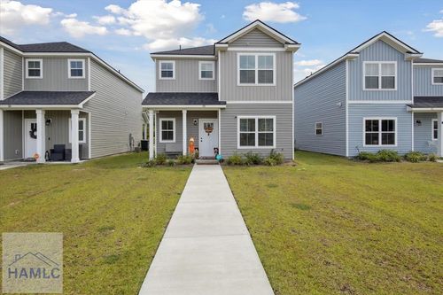 35 Governors Blvd, Hinesville, GA, 31313-9556 | Card Image