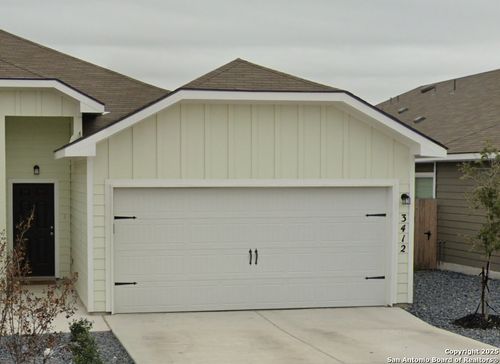 3412 Scott Cir, Seguin, TX, 78155 | Card Image