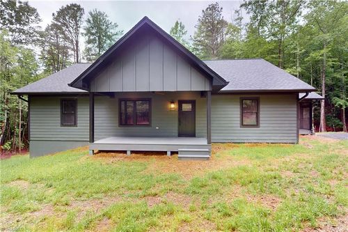 272 Baldwin Dr, Lowgap, NC, 27024-8009 | Card Image