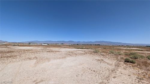 3721 S Woodchips Rd, Pahrump, NV, 89048-5307 | Card Image