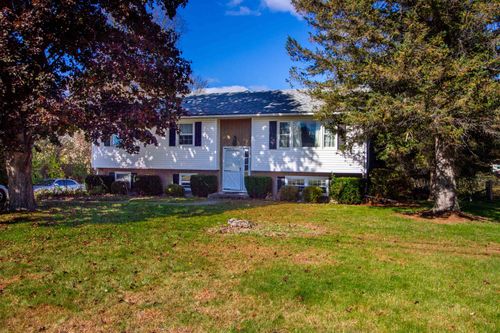 11 Lyman Ave, Rutland, VT, 05701-4525 | Card Image