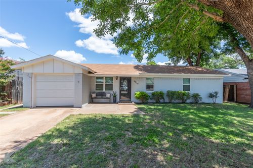 2710 Susan St, Abilene, TX, 79606-2845 | Card Image