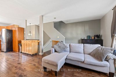 10 - 51 Caroga Crt, Condo with 3 bedrooms, 2 bathrooms and 2 parking in Hamilton ON | Image 2