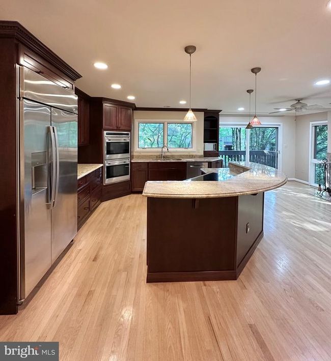 2021 Lakebreeze Way, Townhouse with 3 bedrooms, 4 bathrooms and null parking in RESTON VA | Image 11