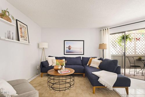 103-110 N Everett St, Glendale, CA, 91206-4466 | Card Image