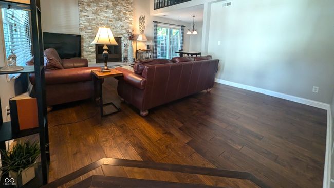 7433 Prairie Lake Dr, Condo with 1 bedrooms, 2 bathrooms and null parking in Indianapolis IN | Image 11
