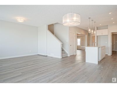 2026 13 A Ave Nw, House other with 3 bedrooms, 3 bathrooms and null parking in Edmonton AB | Image 3