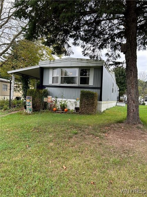 69 Sandybrook Dr, Hamlin, NY, 14464-9105 | Card Image