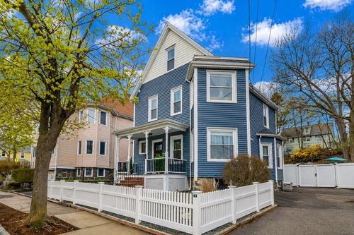 19 Pine St., Malden, MA, 02148 | Card Image