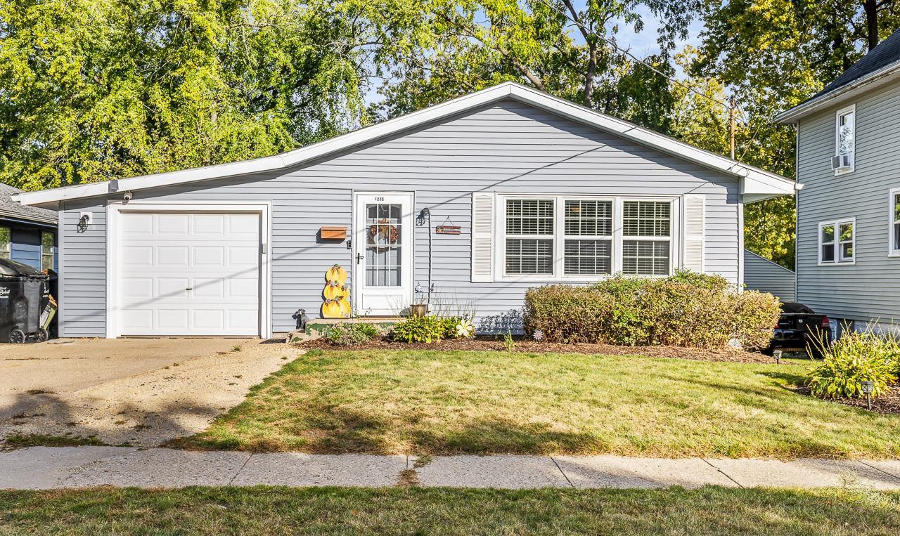 Bluff St, Beloit, WI 53511