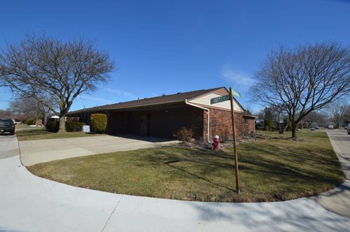 32610 Valley Dr Drive, Warren, MI, 48093 | Card Image