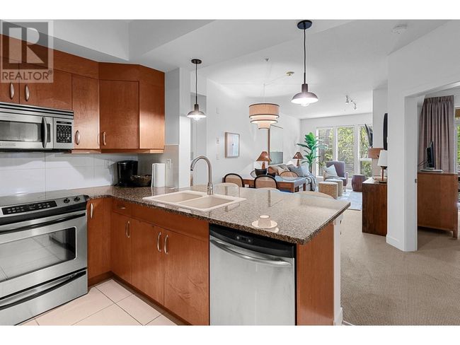 1110 - 7343 Okanagan Landing Rd, Condo with 2 bedrooms, 2 bathrooms and 1 parking in Vernon BC | Image 7