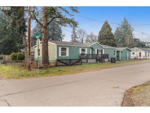 365 Sw 7th Ave, Mill City, OR, 97360-3101 | Card Image