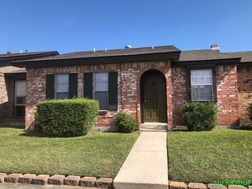 1524 Beaumont Rd, Baytown, TX, 77520-3104 | Card Image