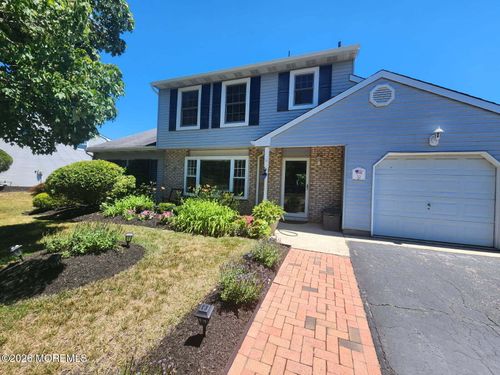 32 Bristlecone Dr, Howell, NJ, 07731-2819 | Card Image