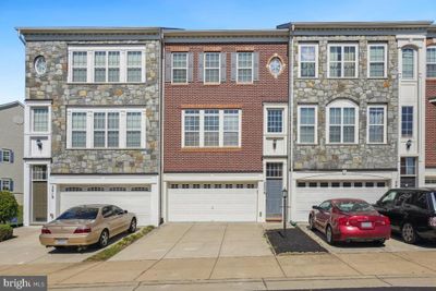 2608 Glenriver Way, Townhouse with 3 bedrooms, 2 bathrooms and null parking in WOODBRIDGE VA | Image 2