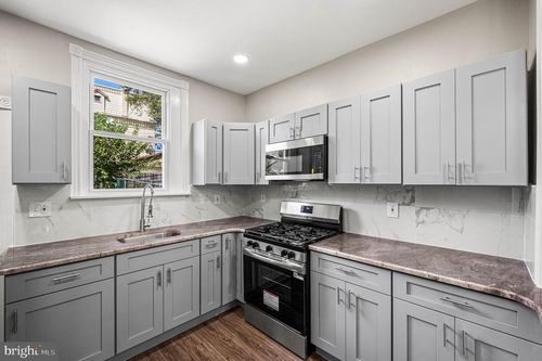 205 W Loudon St, PHILADELPHIA, PA, 19120-4111 | Card Image