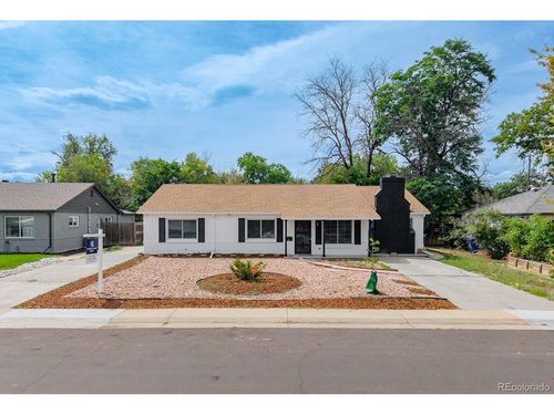 919 Troy St, Aurora, CO, 80011-6411 | Card Image