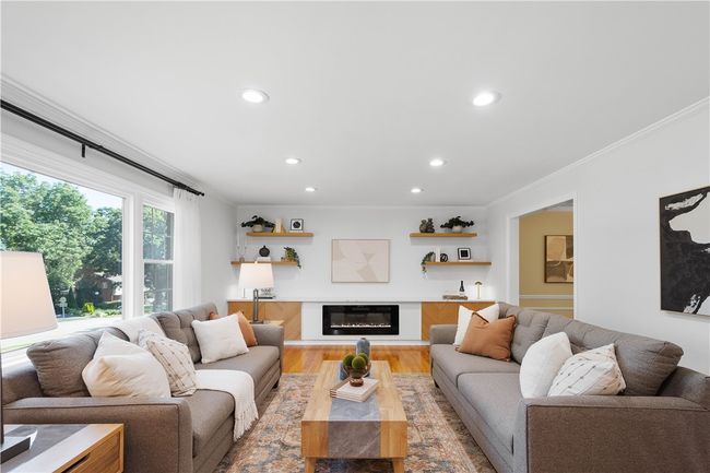 1812 Tyburn Ln, House other with 4 bedrooms, 4 bathrooms and 2 parking in Upper St. Clair PA | Image 9