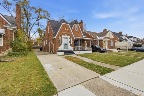 18690 Steel St, Detroit, MI, 48235-1327 | Card Image