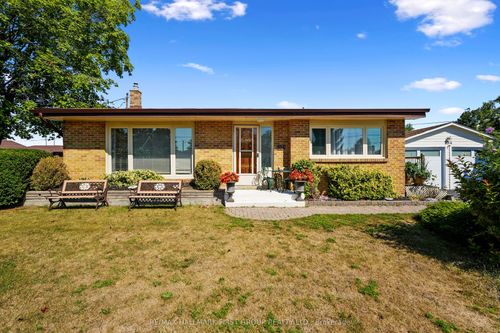 554 Elizabeth St, Cobourg, ON, K9A2A1 | Card Image