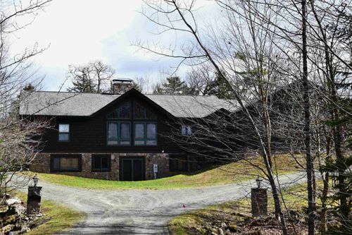 58 Stone Ledge Rd, Littleton, NH, 03561-3226 | Card Image