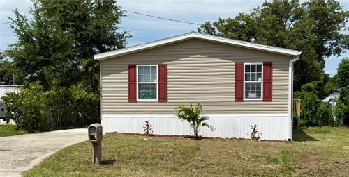 37743 Geiger Rd, Zephyrhills, FL, 33542-7921 | Card Image