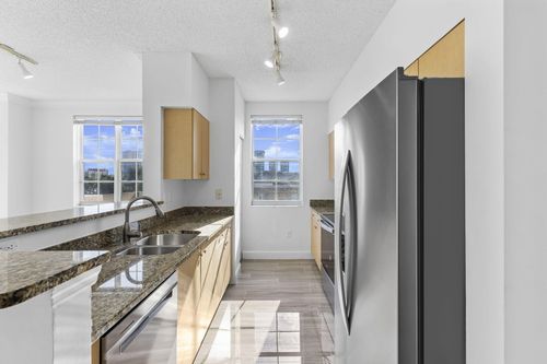 402-616 Clearwater Park Rd, West Palm Beach, FL, 33401-6226 | Card Image