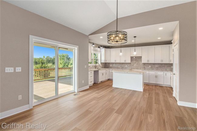 010_img_1734_987.jpg | Image 8