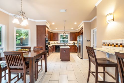 1727 Parkwood Dr, Grapevine, TX, 76051-7063 | Card Image