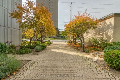 505 - 175 Hunter St E, Condo with 2 bedrooms, 1 bathrooms and 1 parking in Hamilton ON | Image 1