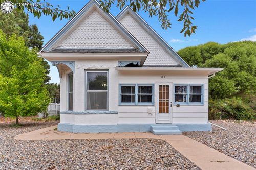 313 E 4th St, Florence, CO, 81226-1216 | Card Image