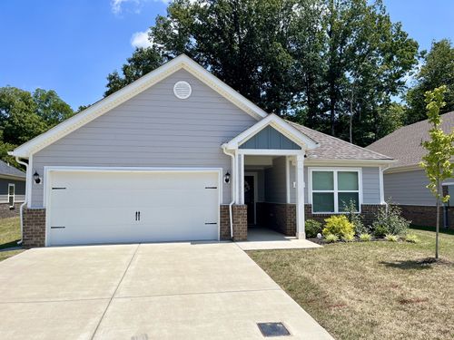 1003 Autumnwood Dr, Dickson, TN, 37055-8004 | Card Image