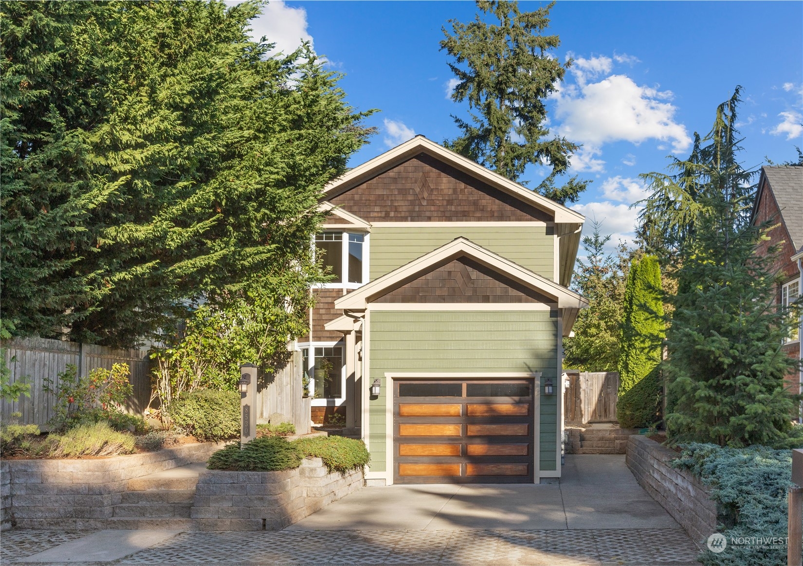 14th Ave, Seattle, WA 98117