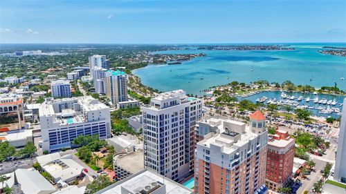 1101-33 S Palm Ave, SARASOTA, FL, 34236-5610 | Card Image