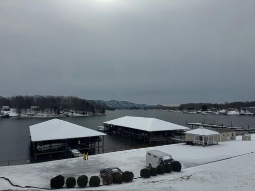 unit-318-1273 Graves Harbor Trl, Huddleston, VA, 24104-3648 | Card Image