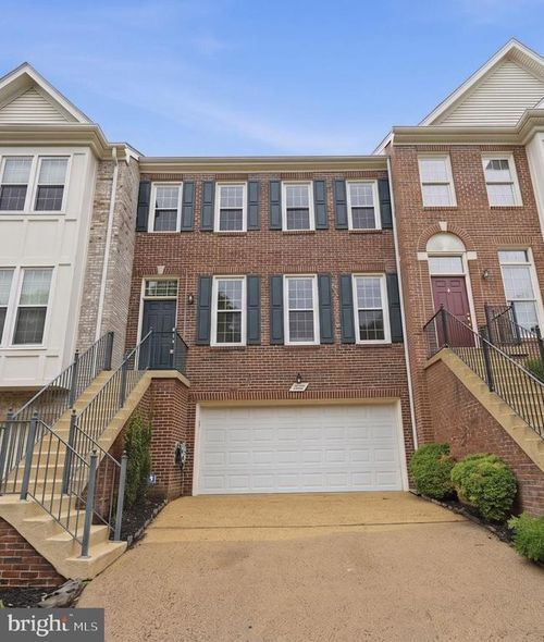 2706 Pembsly Dr, VIENNA, VA, 22181-6120 | Card Image