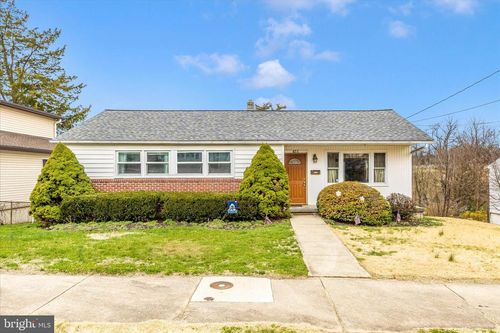 411 9th Ave, BRUNSWICK, MD, 21716-1809 | Card Image