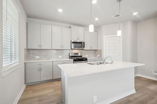537 Morning Tide Ln, House other with 3 bedrooms, 3 bathrooms and 2 parking in Kemah TX | Image 11