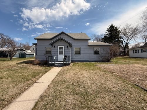 128 S Munsterman St, Appleton, MN, 56208-1266 | Card Image