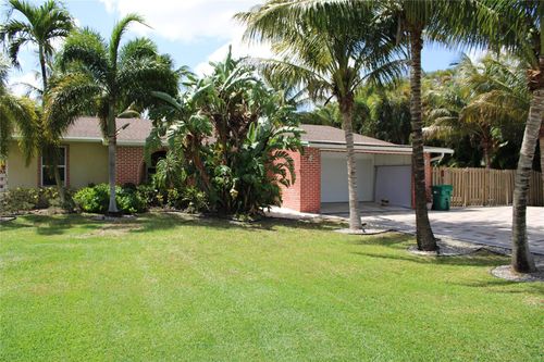 861 Nw 116th Ave, Plantation, FL, 33325-1510 | Card Image