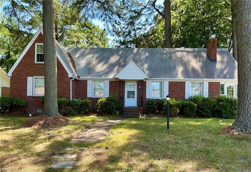 226 Mayflower Rd, Portsmouth, VA, 23701-1335 | Card Image
