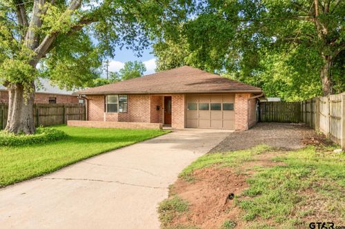 817 Howard St, Jacksonville, TX, 75766 | Card Image