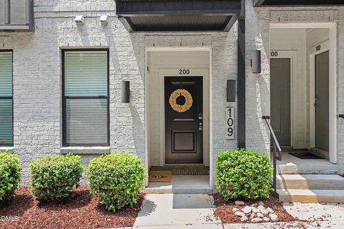 200-109 N Franklin Street, Wake Forest, NC, 27587 | Card Image