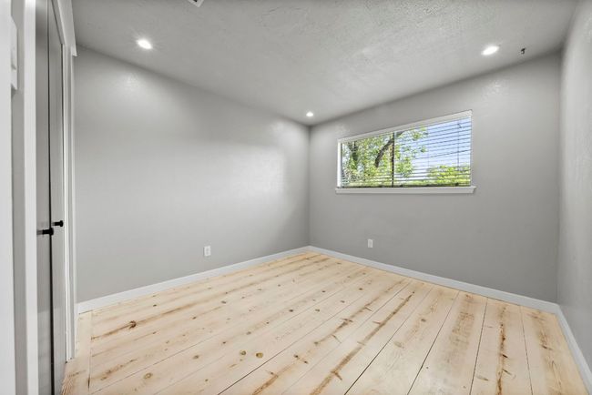 9433 Singing Quail Dr, Condo with 3 bedrooms, 2 bathrooms and 2 parking in Austin TX | Image 30